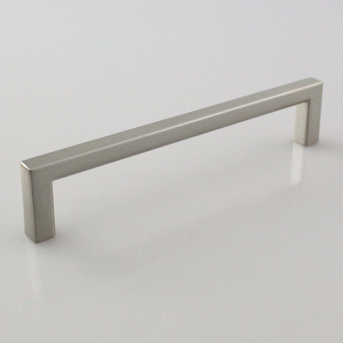 Eurofit H-71808-160BSS, Handle, 160mm, Satin Nickel, 25/200 (ELEMENT)