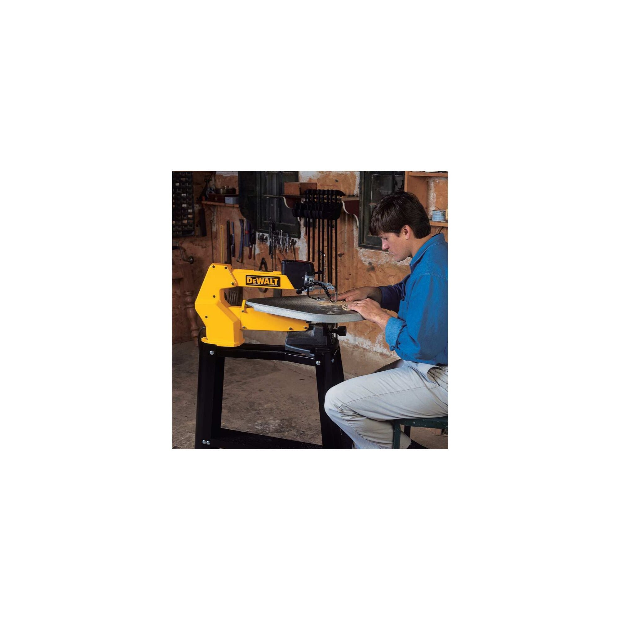 DEWALT DW788, 20'' Variable-Speed Scroll Saw