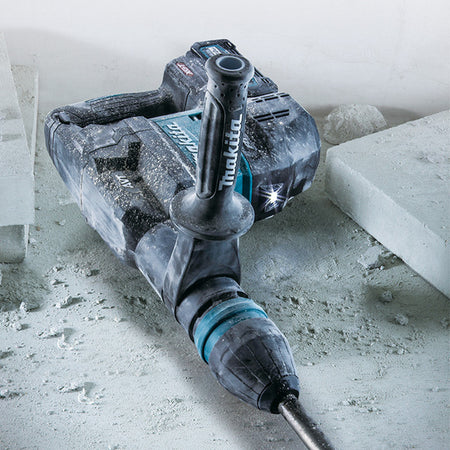 Makita HM001GZ, 40V Max XGT SDS-MAX Demolition Hammer w/ AWS (Tool Only)