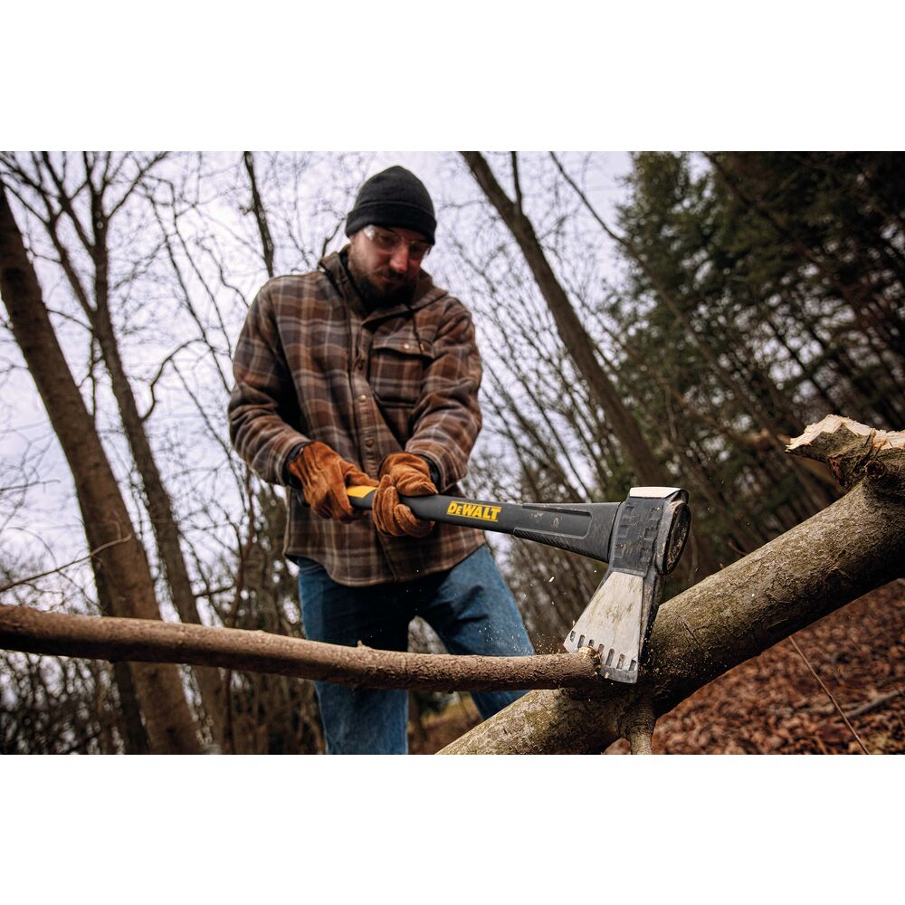 DEWALT DWHT56032, 3.5 lbs. EXOCORE Single Bit Axe