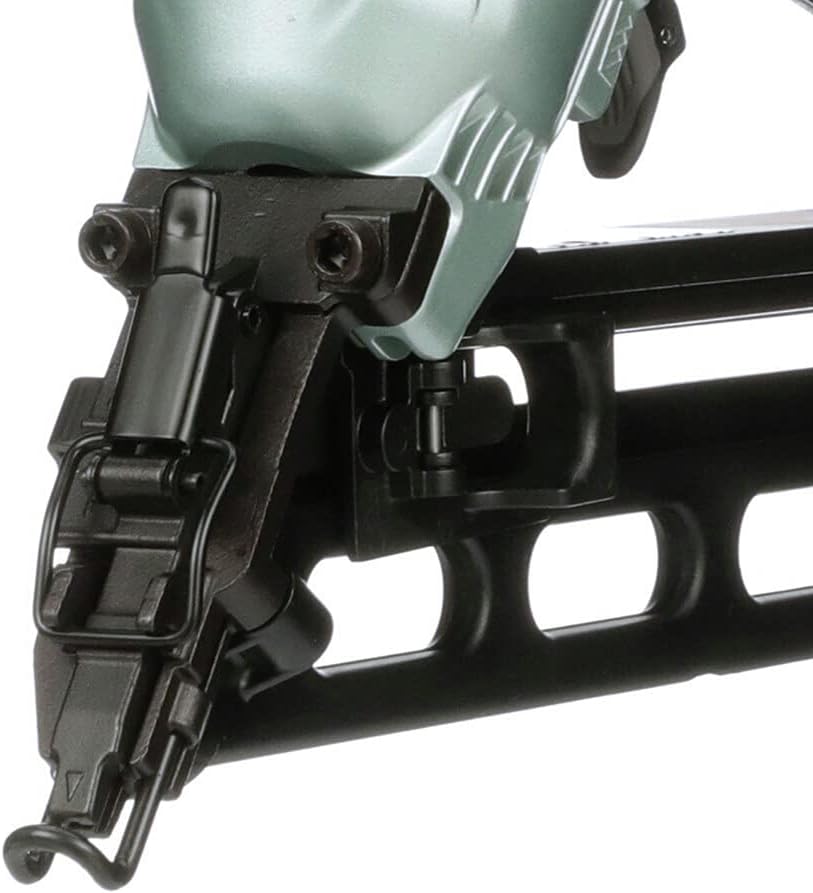 Metabo HPT NT65MA4, 2-1/2" 15ga Angled Finish Nailer with Air Duster