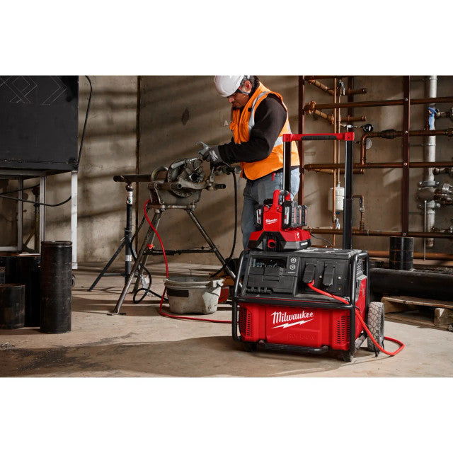 Milwaukee 3300R, ROLL-ON™ 7200W/3600W 2.5kWh Power Supply