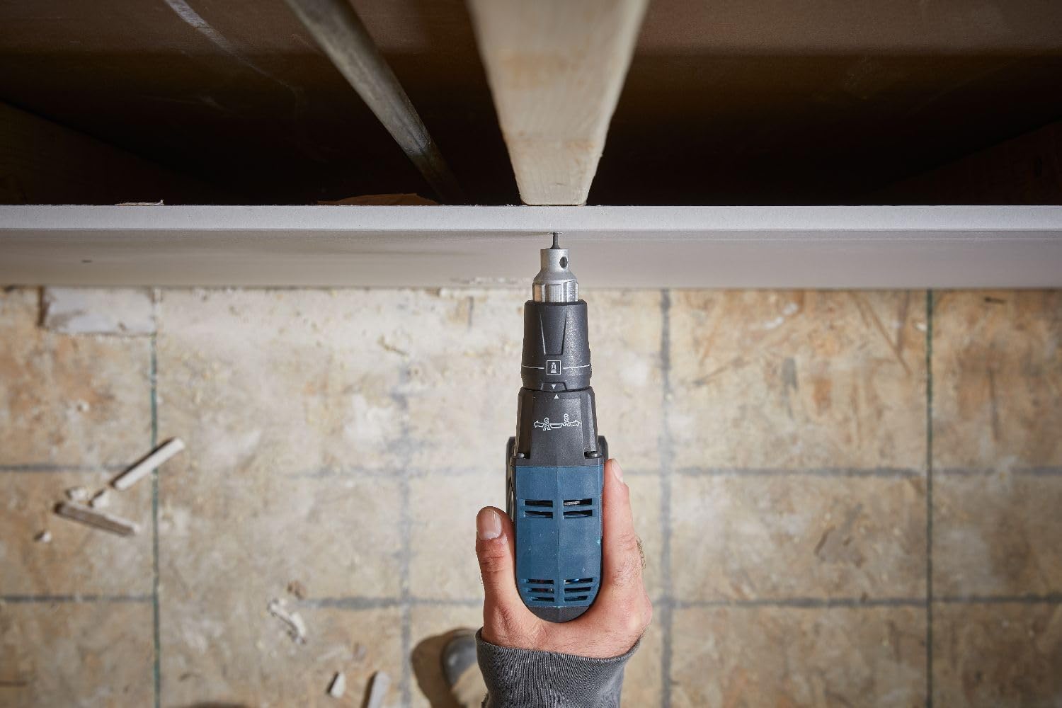 BOSCH GTB18V-45B15, 18V Brushless Screwgun Kit w/ (1) 4.0 Ah CORE Compact Battery