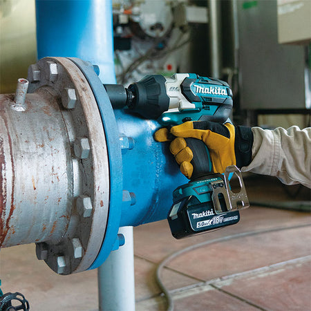 Makita DTW1004Z, 18V LXT Brushless High Torque 1/2" Impact Wrench (Tool Only)