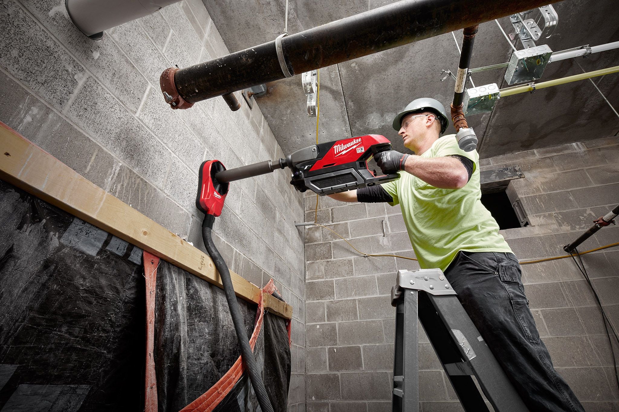 Milwaukee MXF301-2CXS, MX FUEL Handheld Core Drill Kit w/ Stand