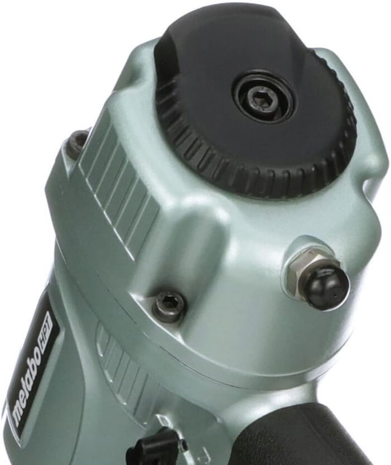 Metabo HPT NT65MA4, 2-1/2" 15ga Angled Finish Nailer with Air Duster