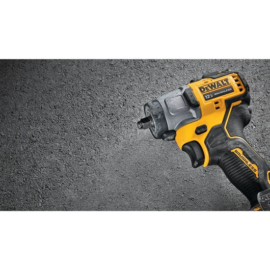 DEWALT DCF902F2, XTREME 12V MAX Brushless 3/8'' Impact Wrench Kit