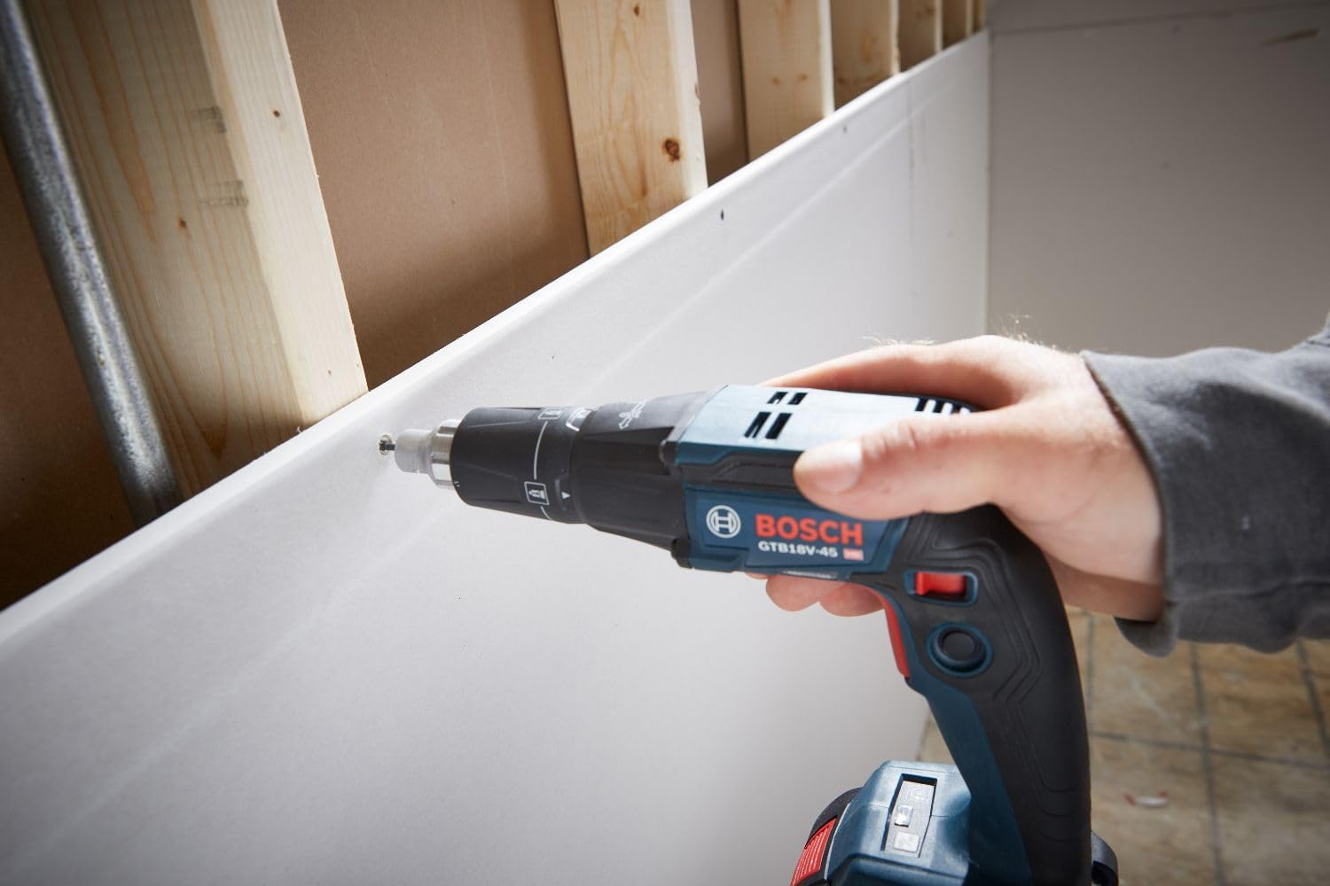 BOSCH GTB18V-45B15, 18V Brushless Screwgun Kit w/ (1) 4.0 Ah CORE Compact Battery