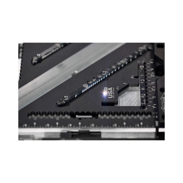 Stiletto STSQ7-L, 7" Carpenter Square with Level