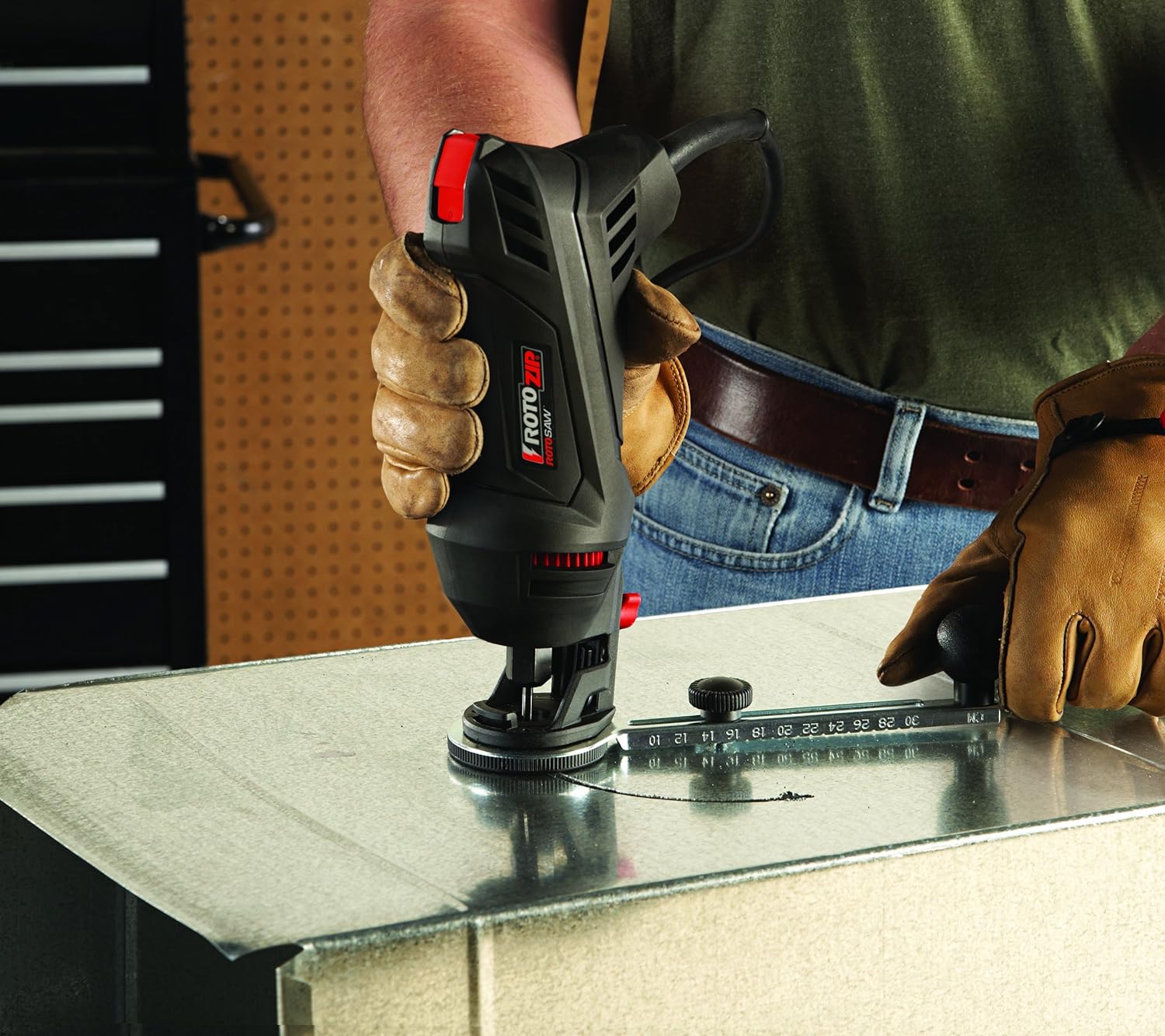 RotoZip SS355-10CAN, RotoSaw 5.5 Amp Corded Spiral Cut-Out Tool