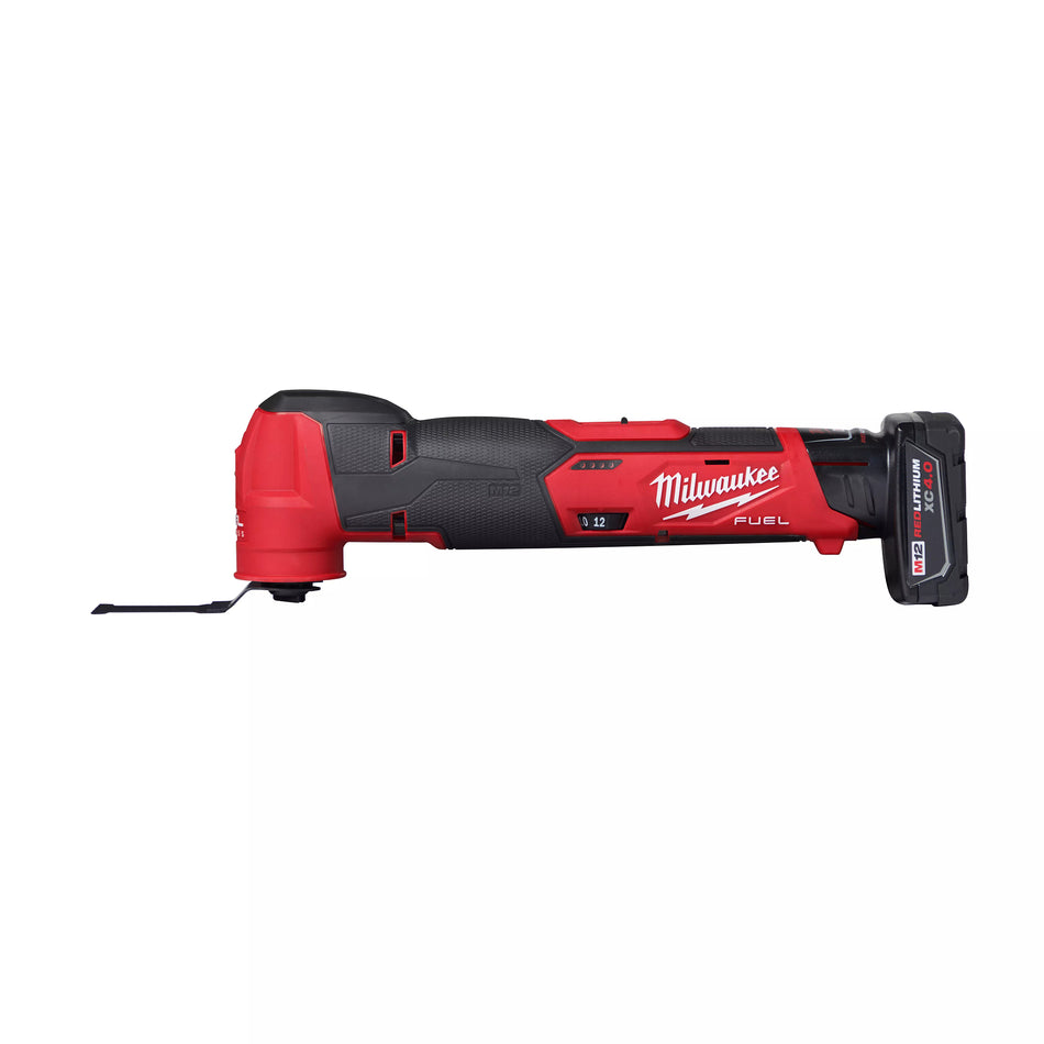 Milwaukee 2526-21XC, M12 FUEL Oscillating Multi-Tool Kit