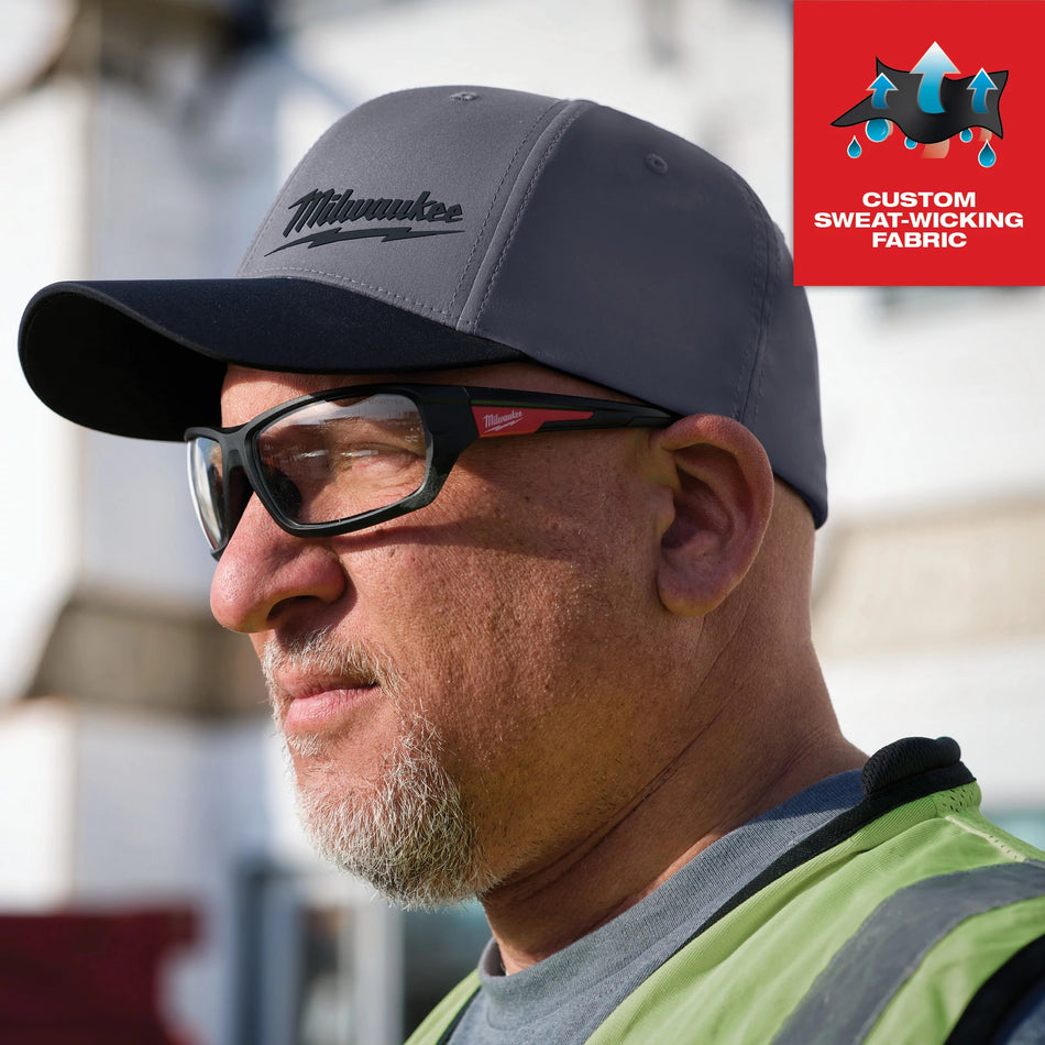 Milwaukee 507DG-SM, WORKSKIN PERFORMANCE FITTED HATS - DARK GRAY S/M