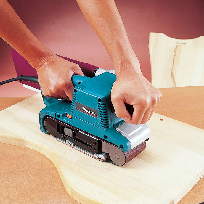 Makita 9903, 3" X 21" Belt Sander