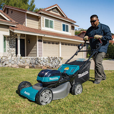 Makita LM002GT201, 40VMAX XGT Brushless 21" Self-Propelled Lawn Mower, 5.0AH X 2 Kit