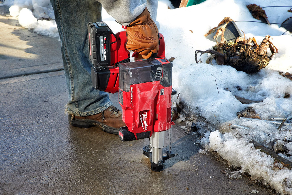 Milwaukee 2509-22, M12 HAMMERVAC Universal Dust Extractor Kit