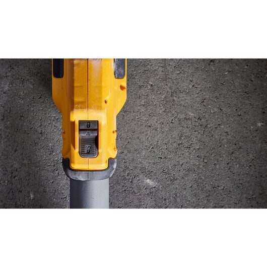 DEWALT DWE7800,  4.7 Amp Electric Drywall Sander