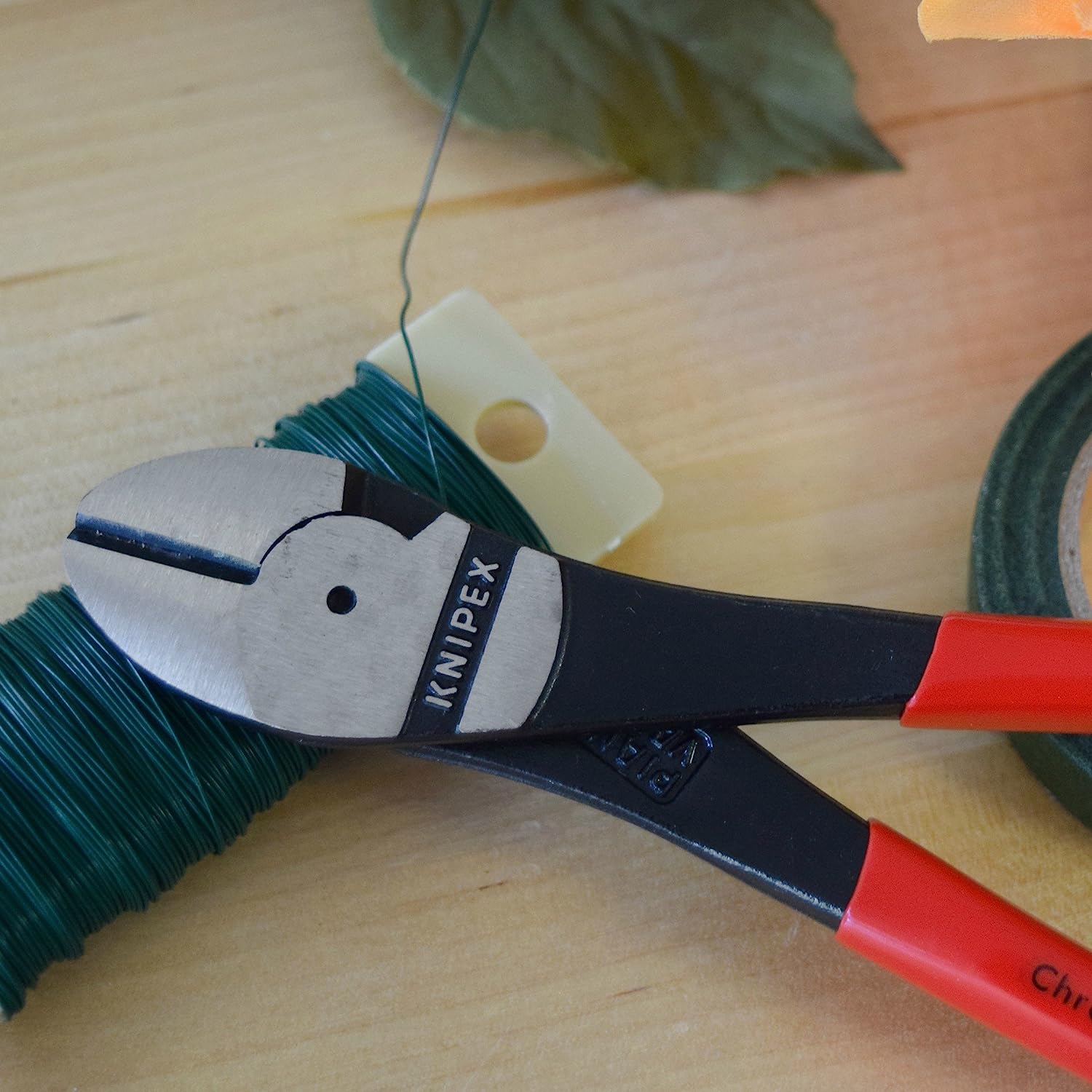 Knipex 74 02 200 SBA, Comfort Grip High Leverage Diagonal Cutters 8"