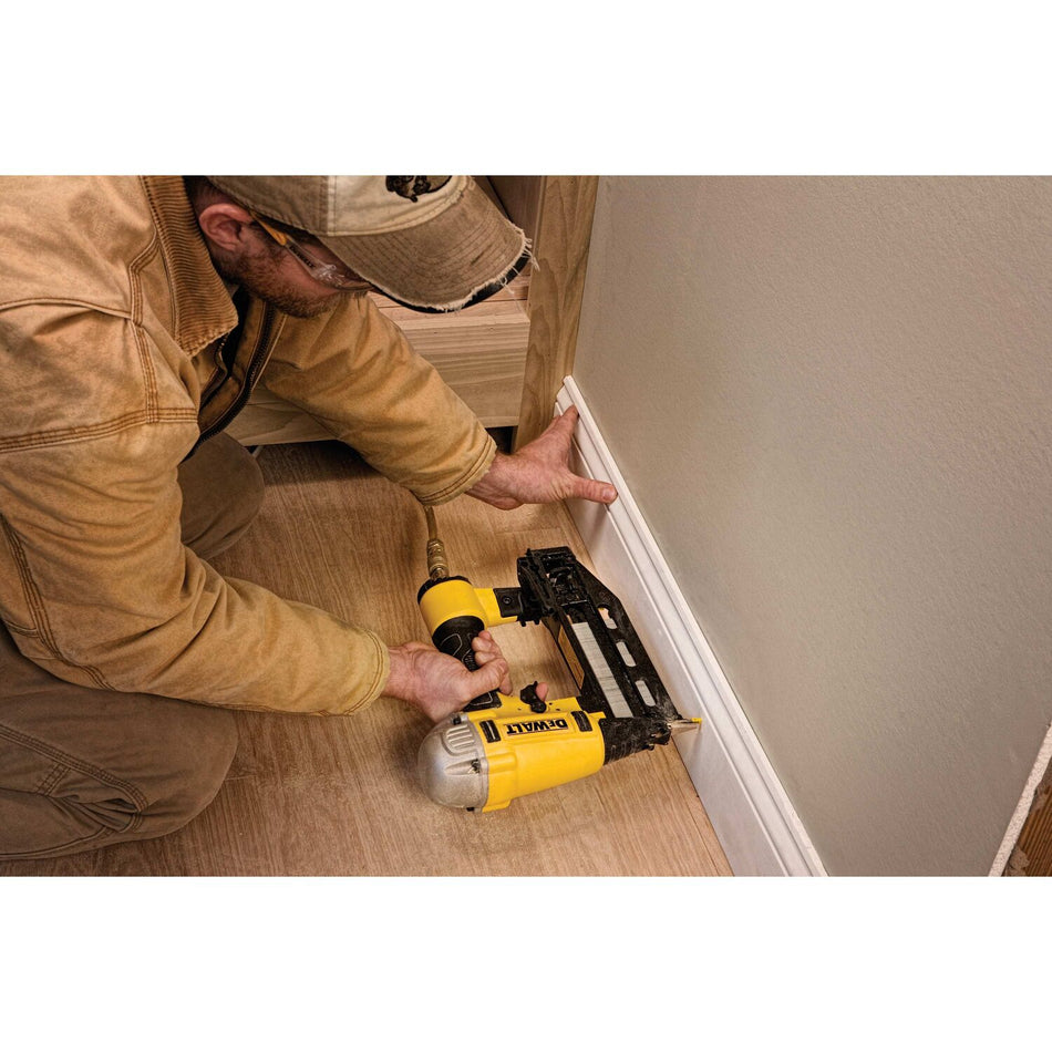 DEWALT DWFP71917, 16 GA Precision Point Finish Nailer