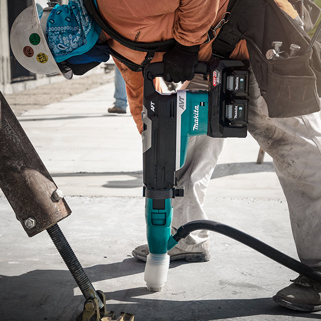 Makita HR006GZ, 80V(40Vx2)max XGT Brushless 2" Rotary Hammer SDS-MAX w/AWS (Tool Only)