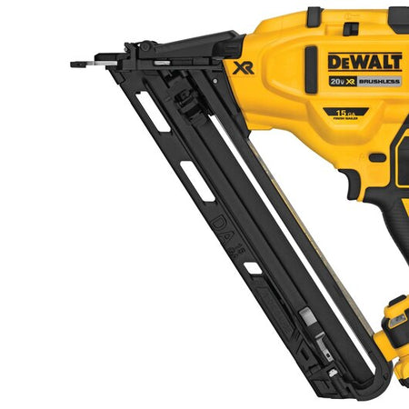 DEWALT DCN650D1, 20V MAX XR 15 Ga Cordless Angled Finish Nailer Kit