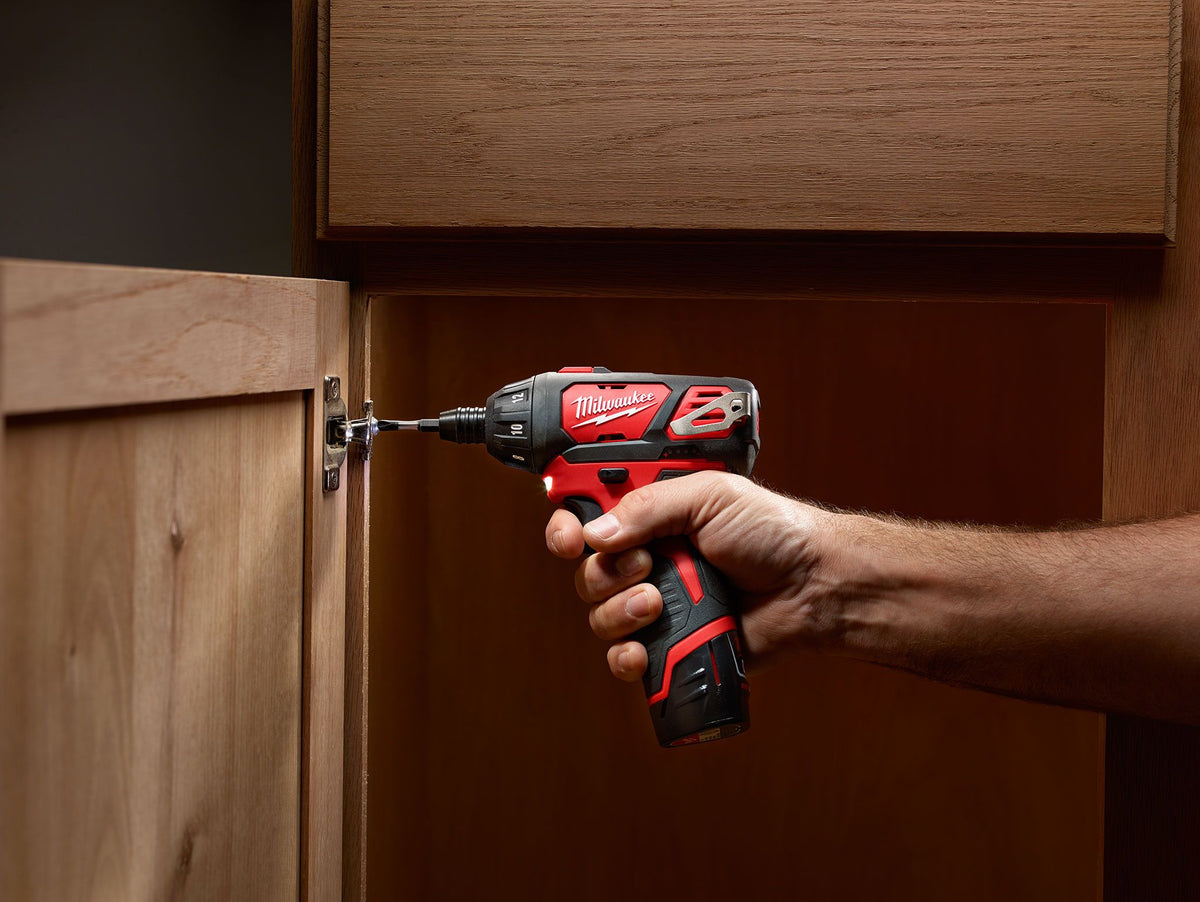 Milwaukee 2401-20, M12 Screwdriver (Tool Only)