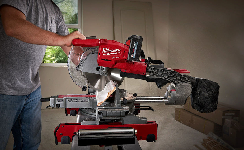 Milwaukee 2734-20, M18 FUEL 10" Dual Bevel Sliding Compound Miter Saw (Tool Only)