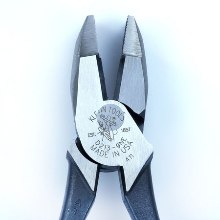 Klein Tools D213-9NE, Lineman's Pliers, New England Nose, 9-Inch