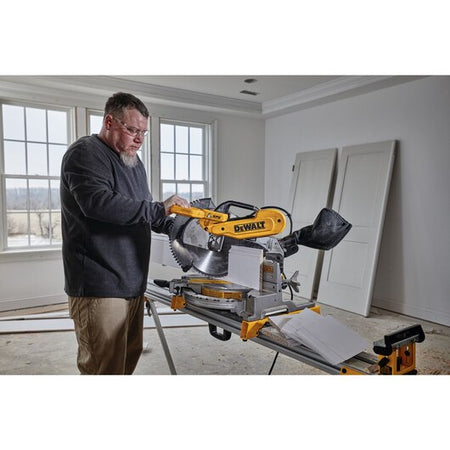 DEWALT DWS779, 12'' Double-Bevel Sliding Compound Miter Saw