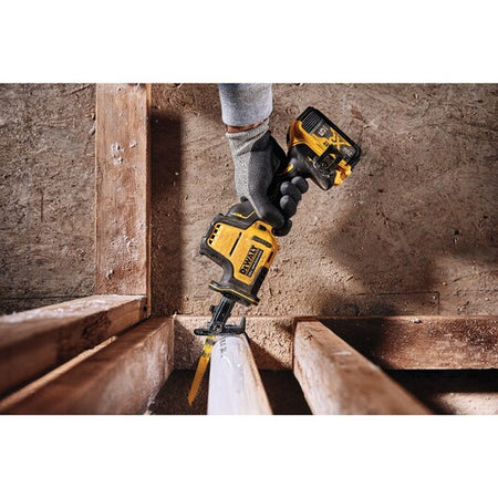 DEWALT DCS369P1, Atomic 20V MAX Cordless Brushless One-Handed Reciprocating Saw Kit